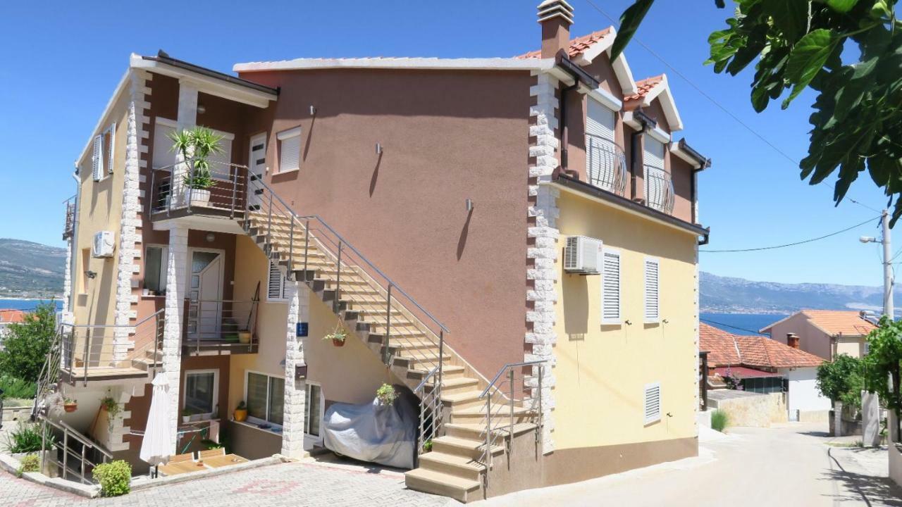 Apartments Belmat Trogir Exterior foto